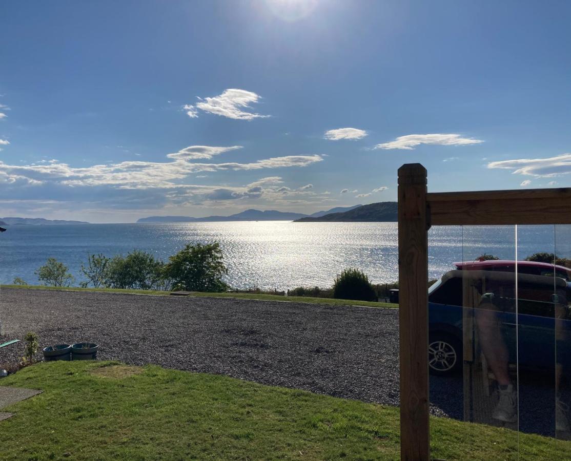 Craigneuk Near Oban, Stunning Home With Sea Views エクステリア 写真