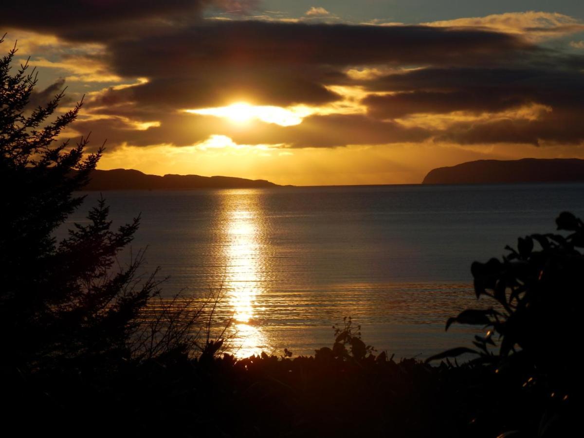 Craigneuk Near Oban, Stunning Home With Sea Views エクステリア 写真