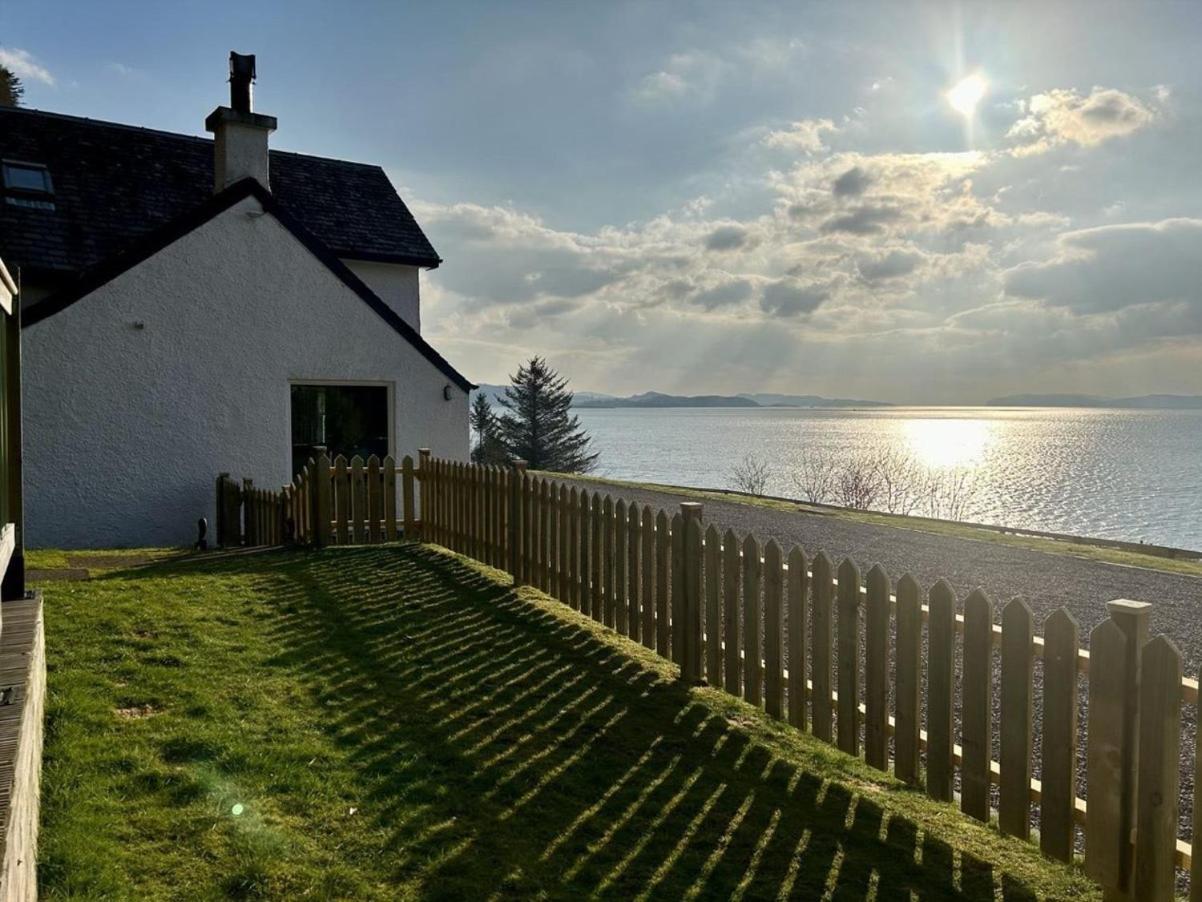 Craigneuk Near Oban, Stunning Home With Sea Views エクステリア 写真